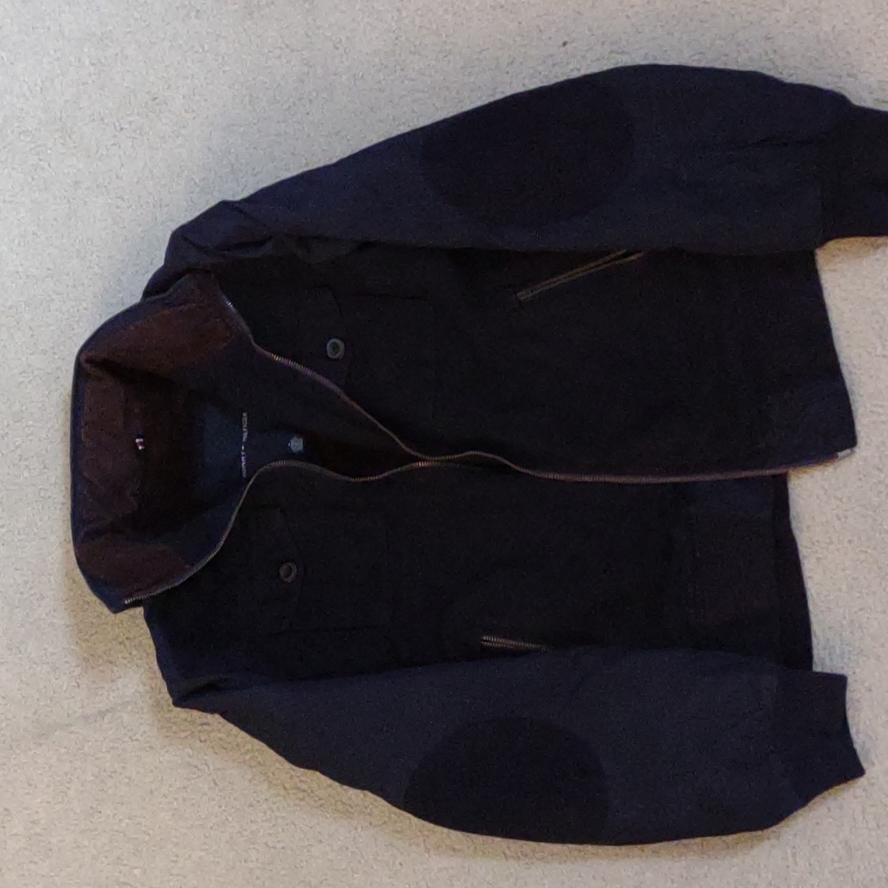Tommy Hilfiger Men's winter jacket. Size medium in Excellent used condition